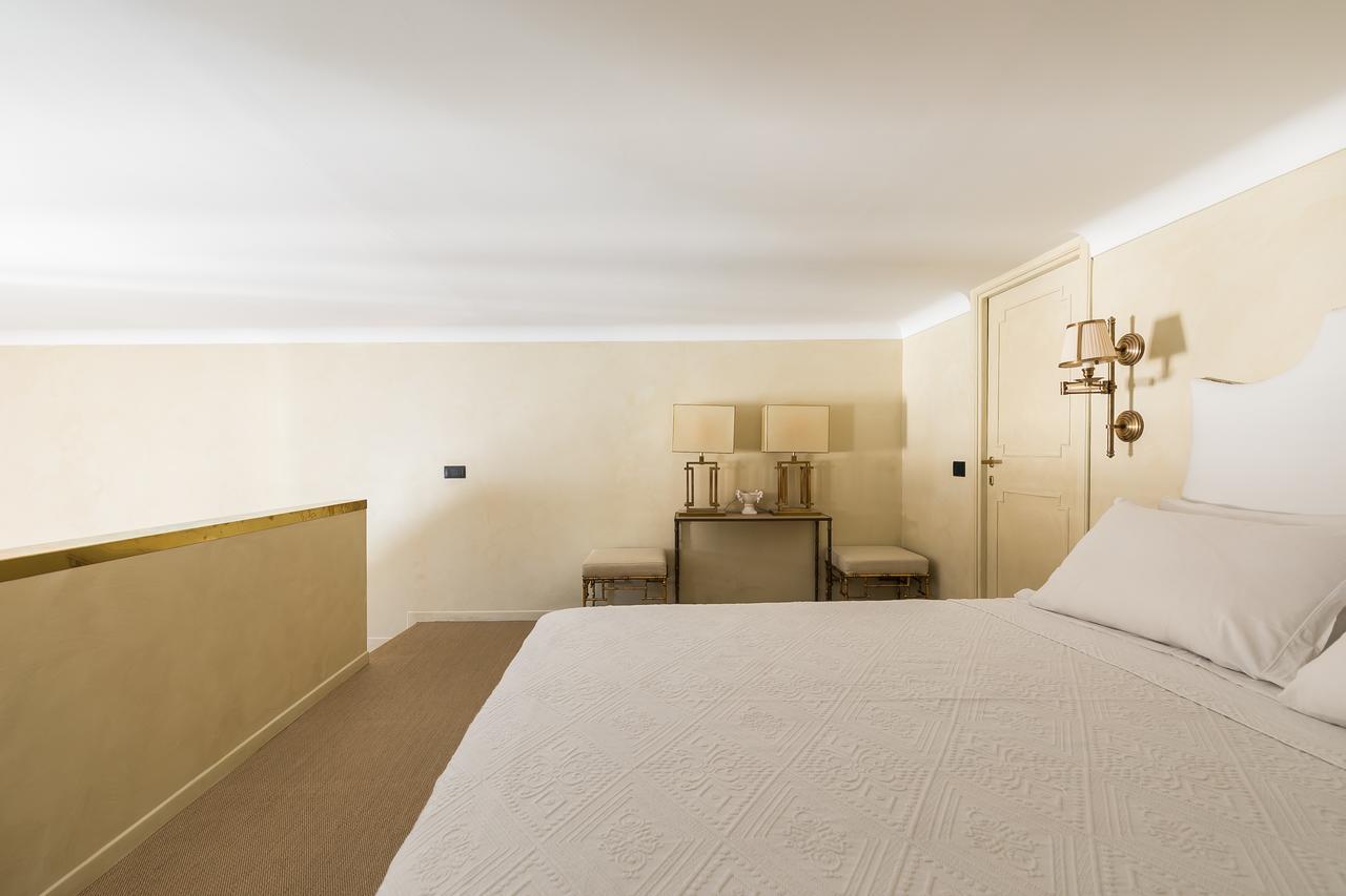 Luxurious Loft Facing The Pantheon Hébergement de vacances *