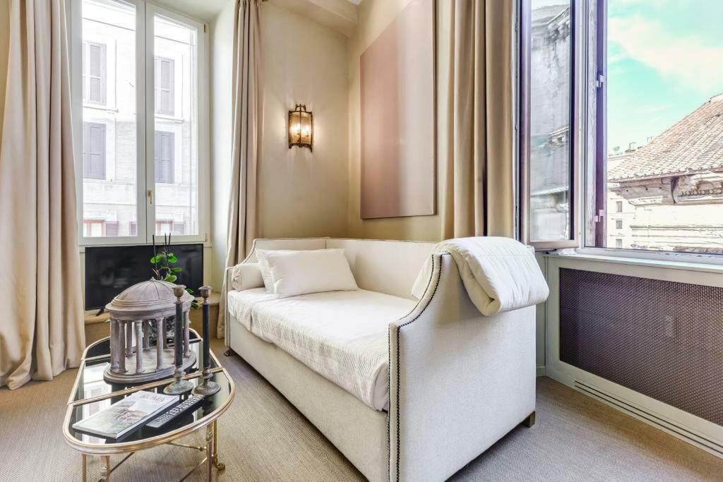 Luxurious Loft Facing The Pantheon Hébergement de vacances Rome