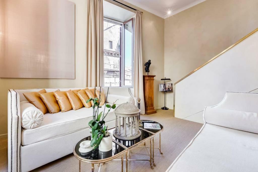 Luxurious Loft Facing The Pantheon Hébergement de vacances *