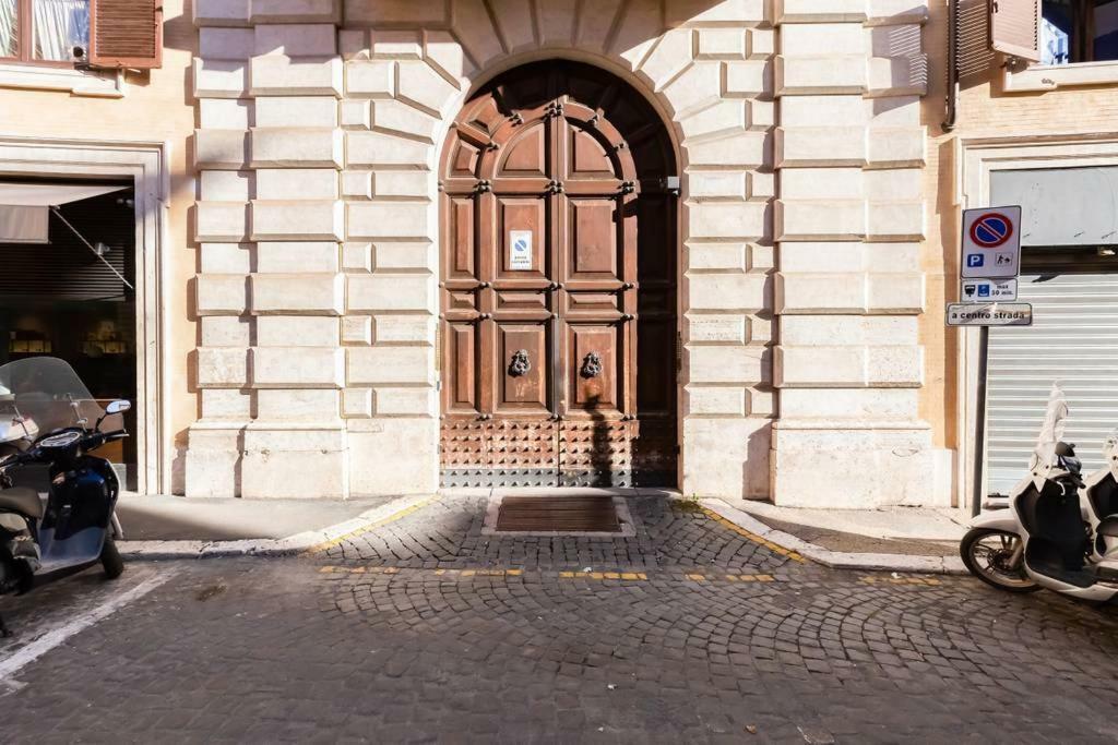 Hébergement de vacances Luxurious Loft Facing The Pantheon