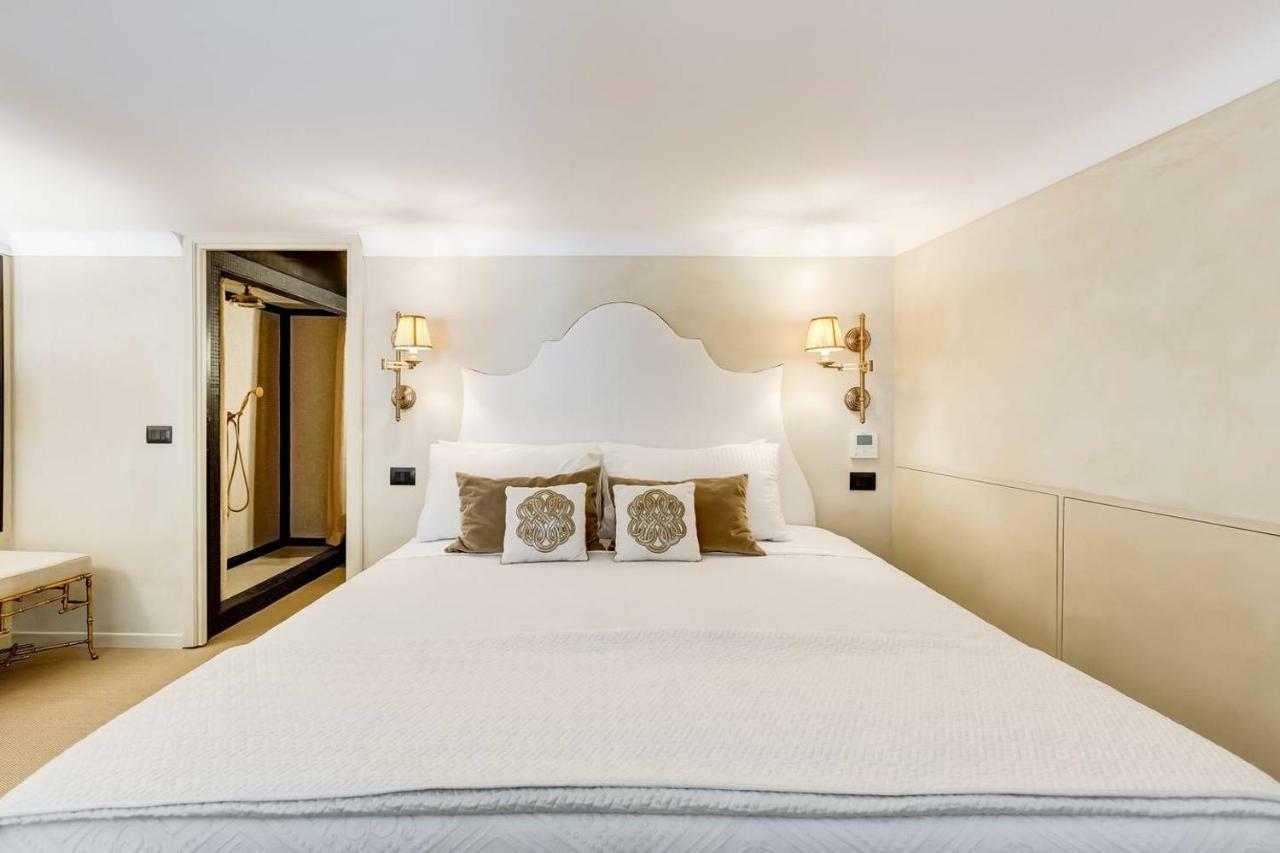 Luxurious Loft Facing The Pantheon Hébergement de vacances Rome